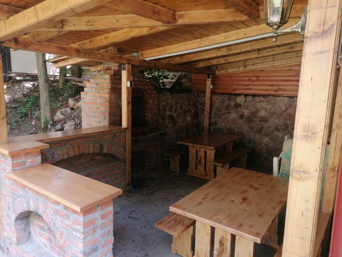 Appartamento Vikendica Matovic Ovcar Banja Esterno foto